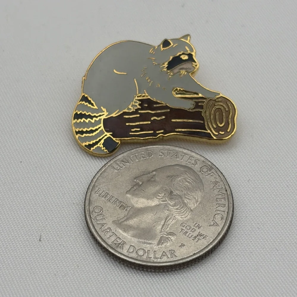 Raccoon‎ On a Log Animal Lapel Hat Pin